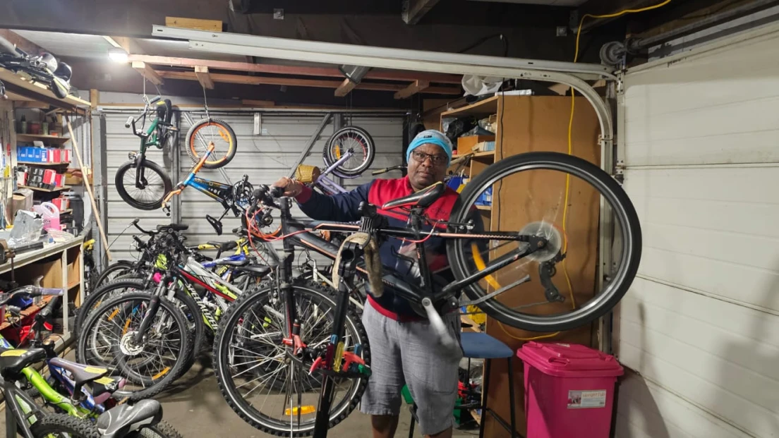 Mending bikes, rebuilding strength
